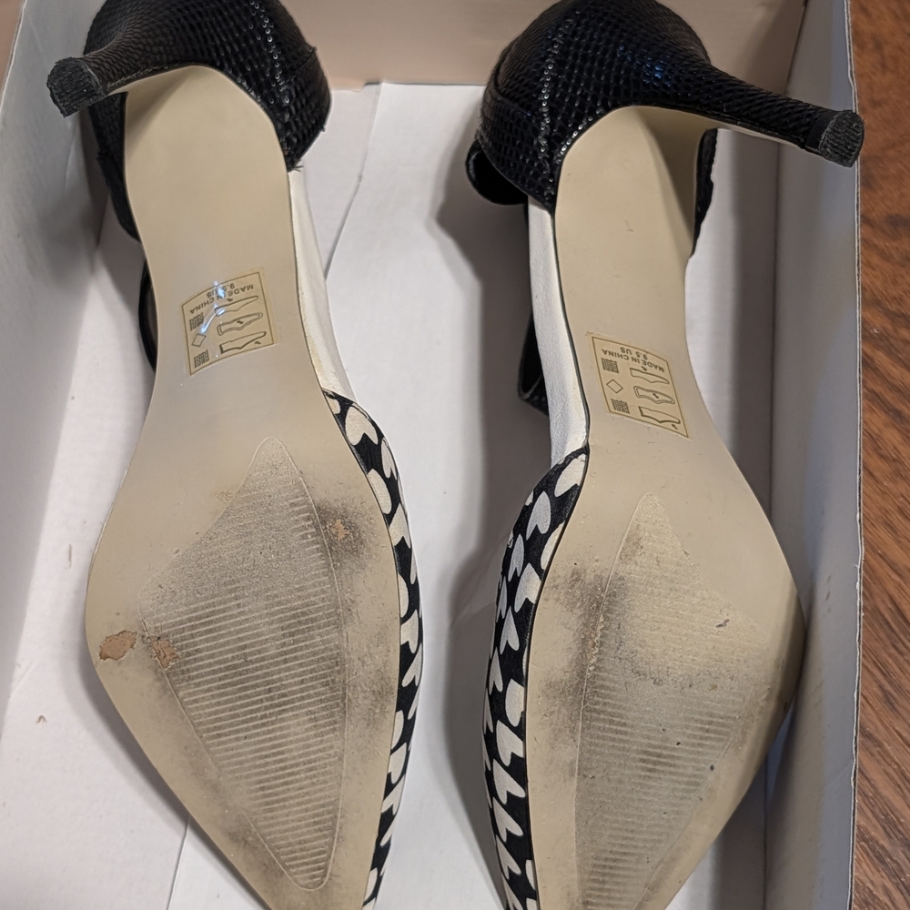 Madison Black & White Heart-Print Pointed-Toe Ankle-Strap Heels - Picture 5 of 5